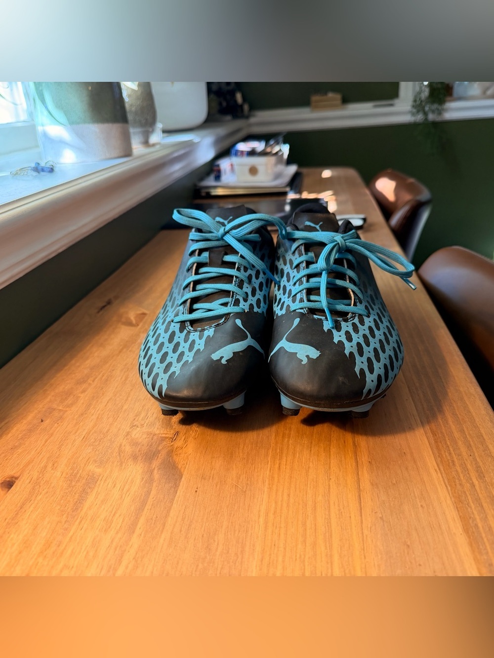Puma Men’s Black Teal Athletic Soccer Cleats - Picture 3 of 3